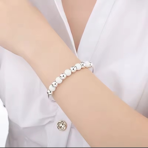 New 925 Silver Textured Bead Charm Adjustable Bracelet - Picture 4 of 5